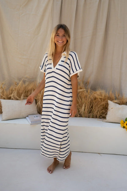 Sophia | Stribet strikket kjole